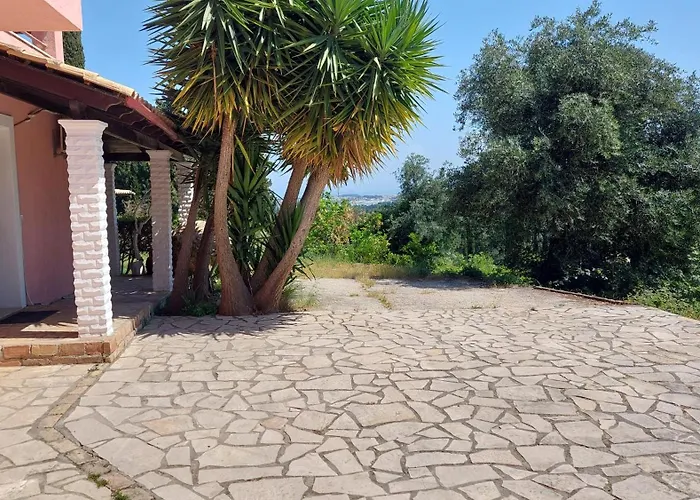 Thanos Corfu Kynopiástai